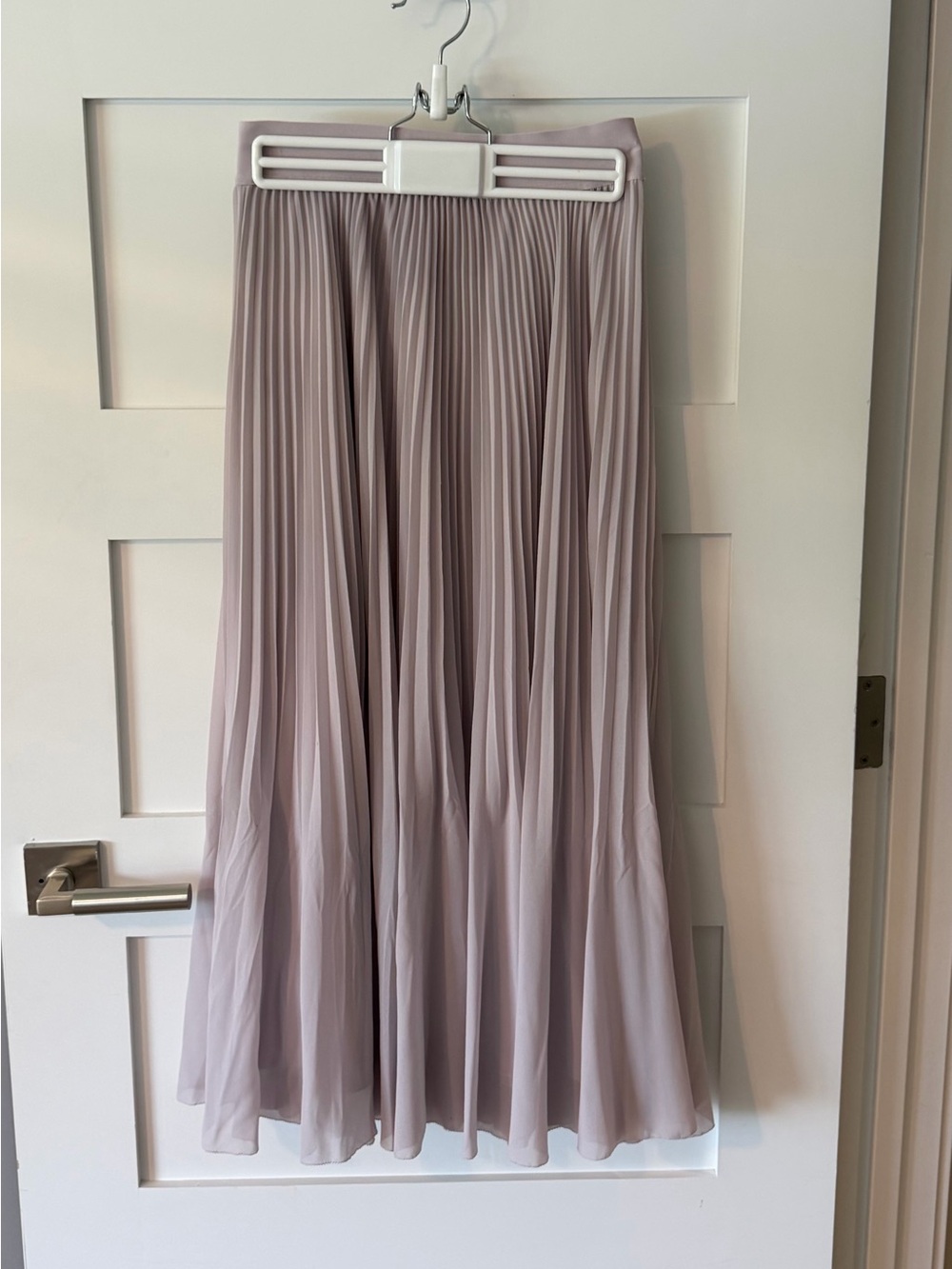 Wilfred Pleated Midi Skirt in Dusty Mauve